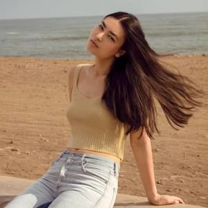 Meet your Posher, Tayemi